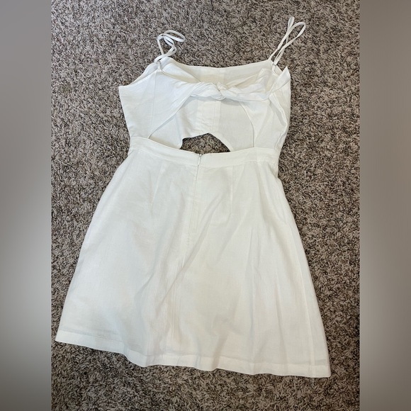 White Summer Button Dress - Picture 4 of 4